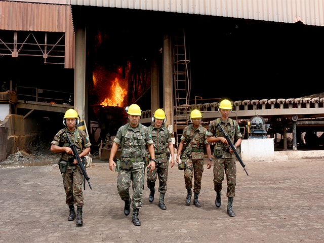 Exrcito Brasileiro e Tribunal de Justia do Maranho realizam destruio definitiva de armamento