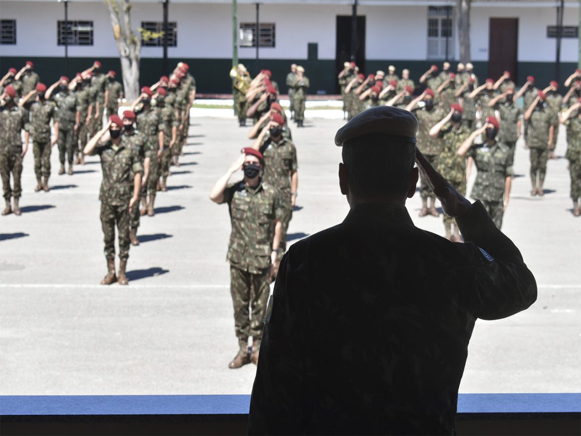 12 Brigada de Infantaria Leve (Aeromvel) capacita militares para exerccio combinado com o Exrcito dos Estados Unidos