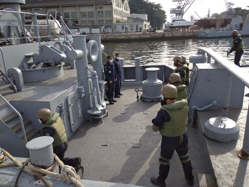 Comando do Grupamento de Patrulha Naval do Sudeste realiza duas edições do Estágio Básico de Abordagem