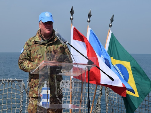 Corveta “Barroso” recebe o Force Commander da UNIFIL para falar sobre Covid-19