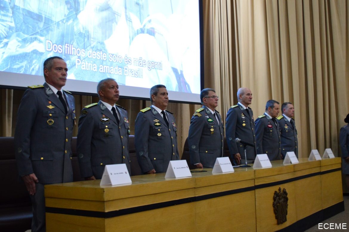 Encerramento e Diplomação dos Cursos da Escola de Comando e Estado-Maior do Exército