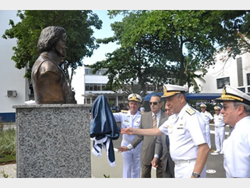 Esquadra comemora 192 anos