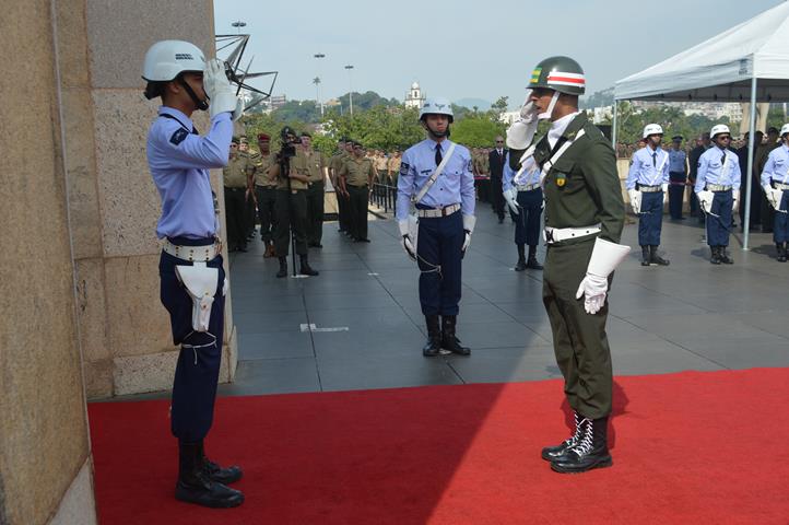 Exrcito Brasileiro assume a guarda do Monumento Nacional aos Mortos da Segunda Guerra Mundial