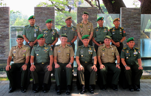 Exrcito Brasileiro realiza a I Reunio Bilateral de Intercmbio com a Indonsia