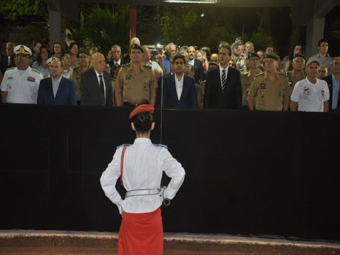 Colgio Militar de Fortaleza: 100 anos de educao de qualidade, pautada nos valores do Exrcito Brasileiro