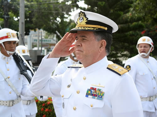 Militares do Comando do 3º Distrito Naval recepcionam seu novo Comandante