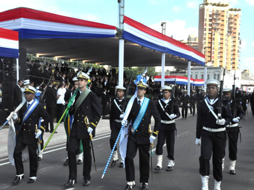 Marinha do Brasil participa das comemoraes ao dia da Independncia do Paraguai