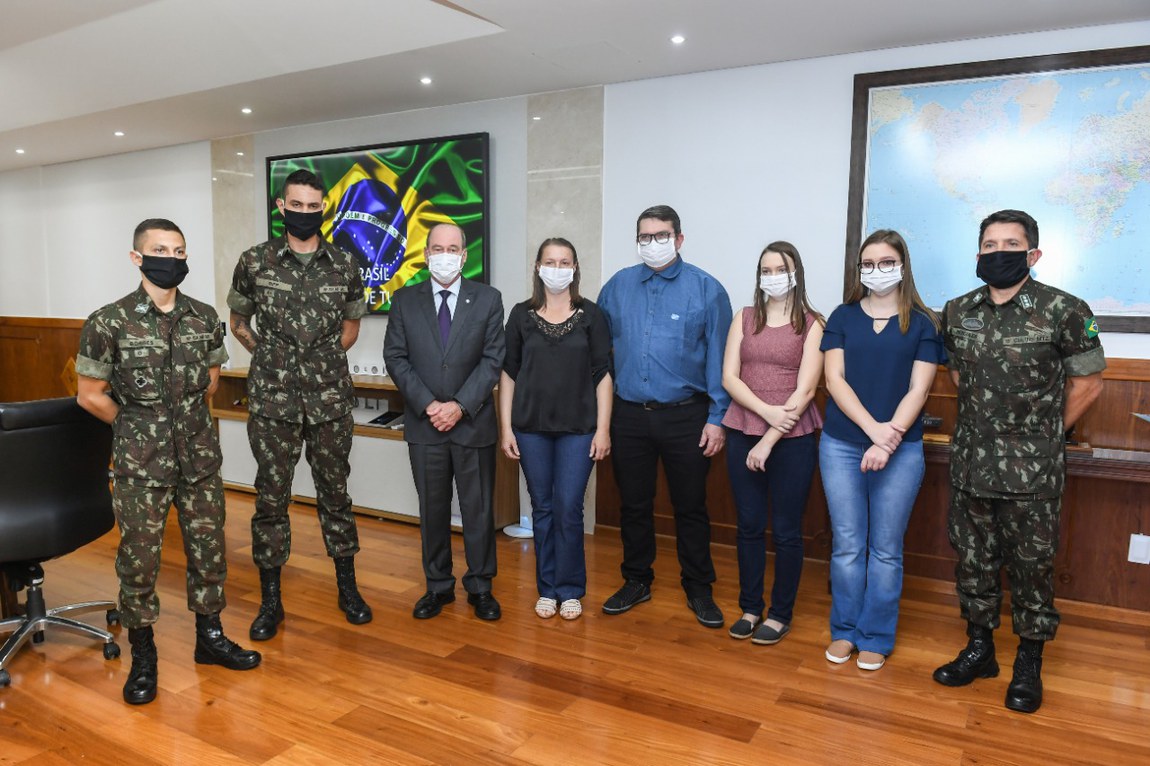 Soldado Trarbach é homenageado pelo Ministério da Defesa