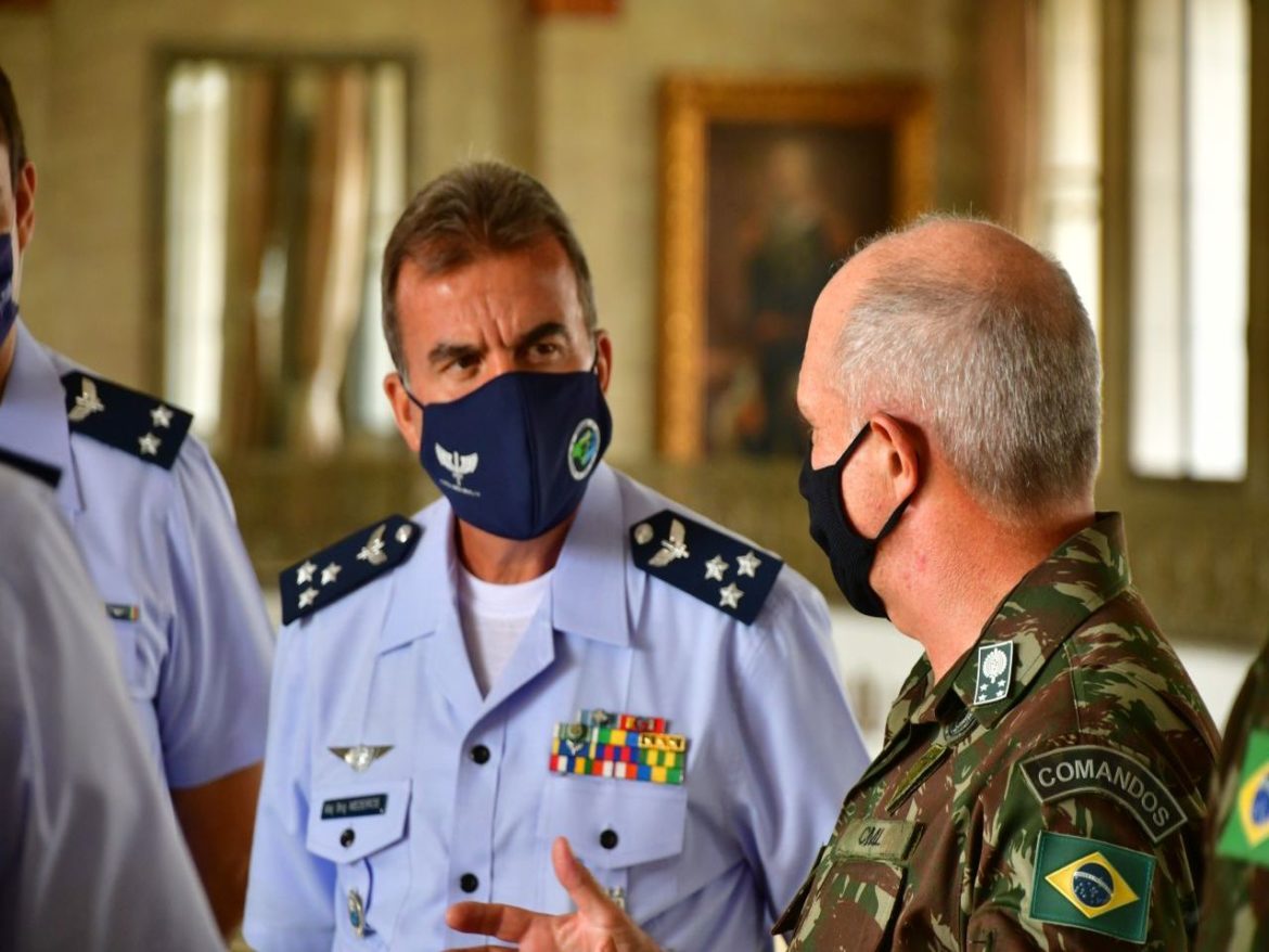 Visita institucional da Força Aérea Brasileira ao CML